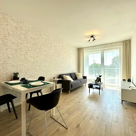 Ac & Parking Apartment
